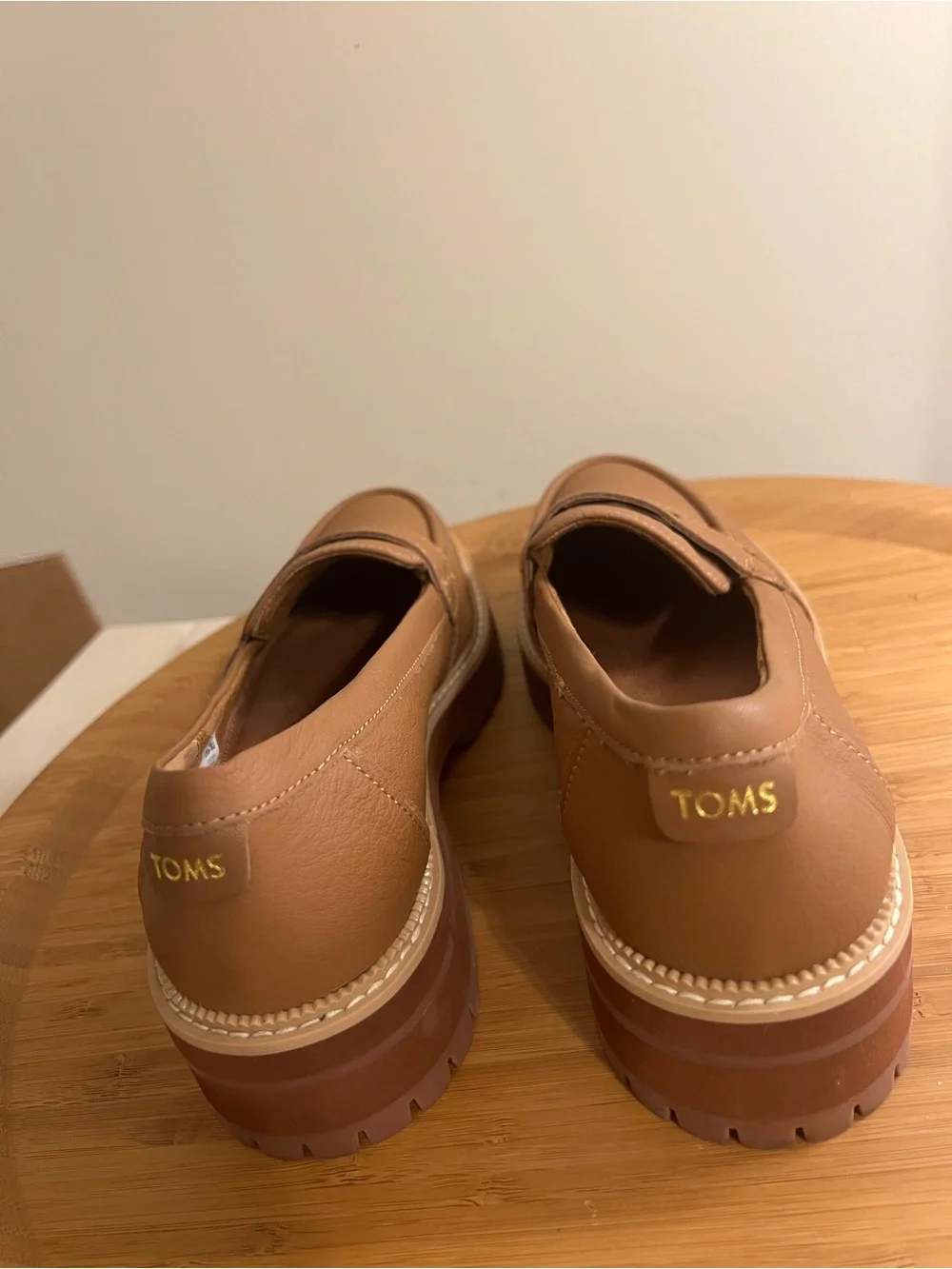 Toms loafers smooth